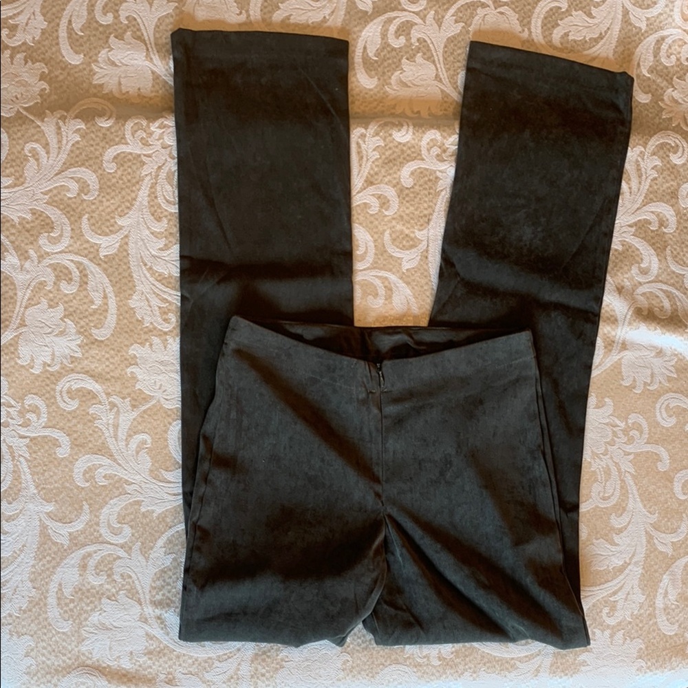 I.L.U. Women's Olive green Skinny Pants